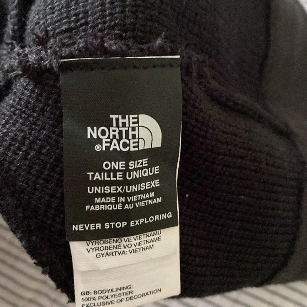 The North Face Mountain Beanie in black with custom Fairlife cow logo - Picture 5 of 6